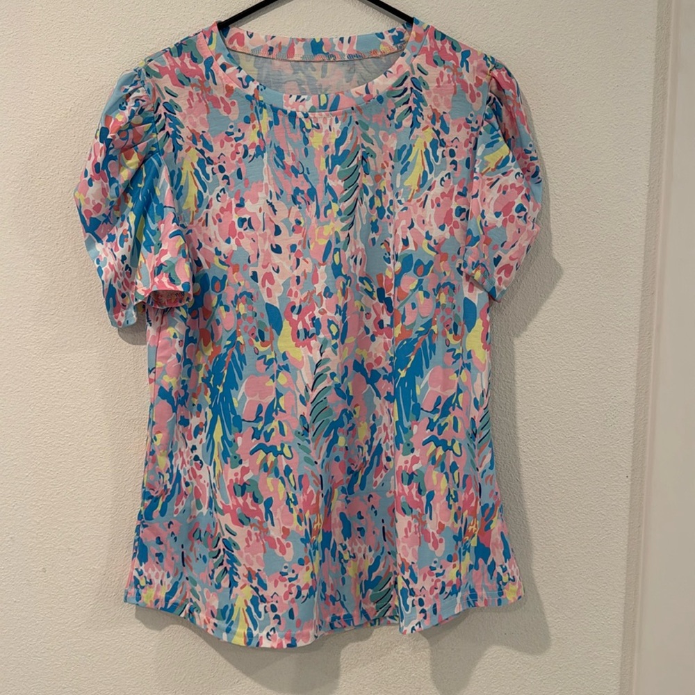 NWOT Size Large multicolored soft shirt